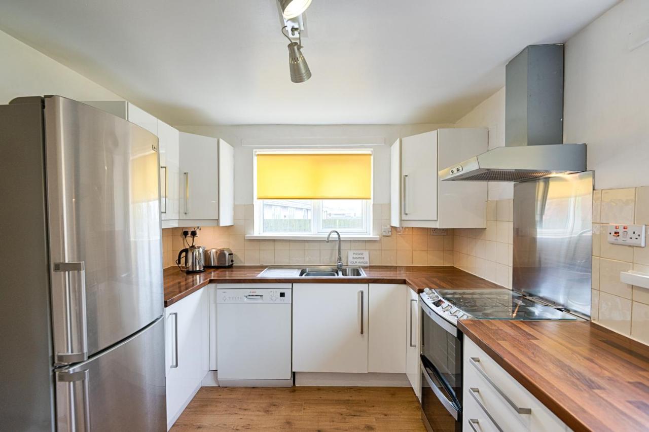 Private Parking, Garden, Close To Beach! Swansea Exterior foto